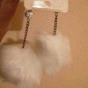 White fur pierced Earrings